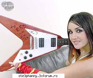 Dulce Maria-Roberta Pardo - nascuta in mexic,in data de 6 decembrie 1985 si a - ..::RBD::..