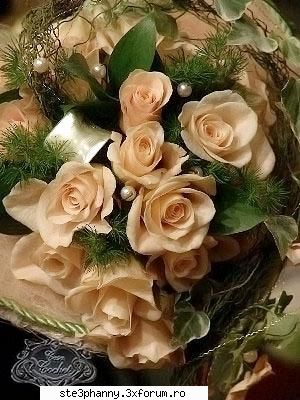 Poze cu flori...:D - un buchet de mireasa - .::.My FoRuM.::.